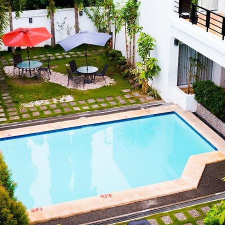 Be-Ing Suites Davao Exterior photo