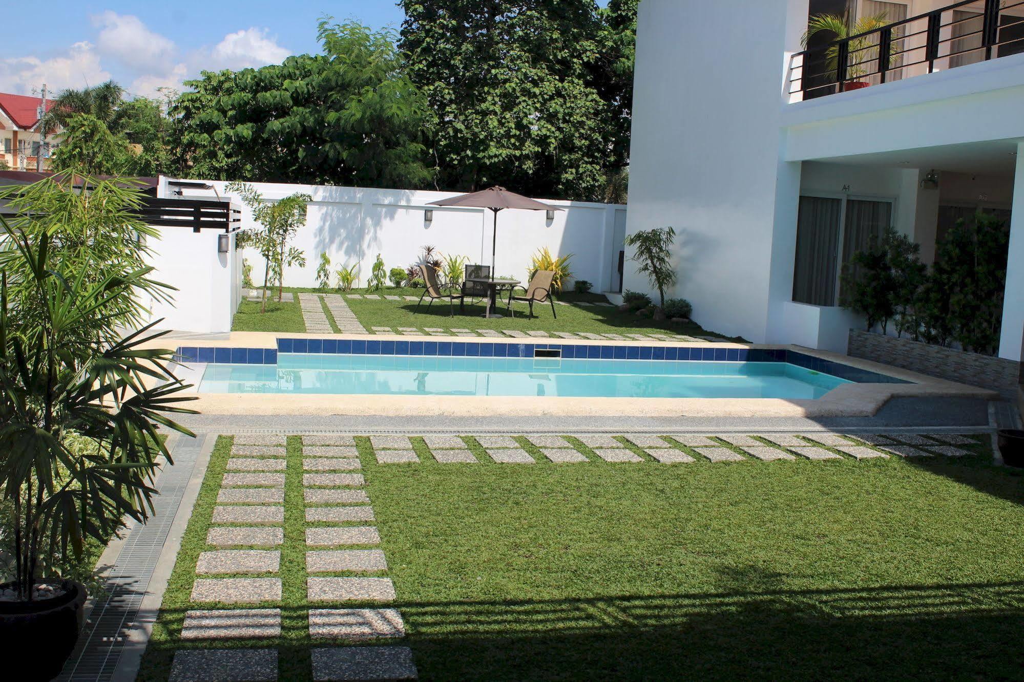 Be-Ing Suites Davao Exterior photo